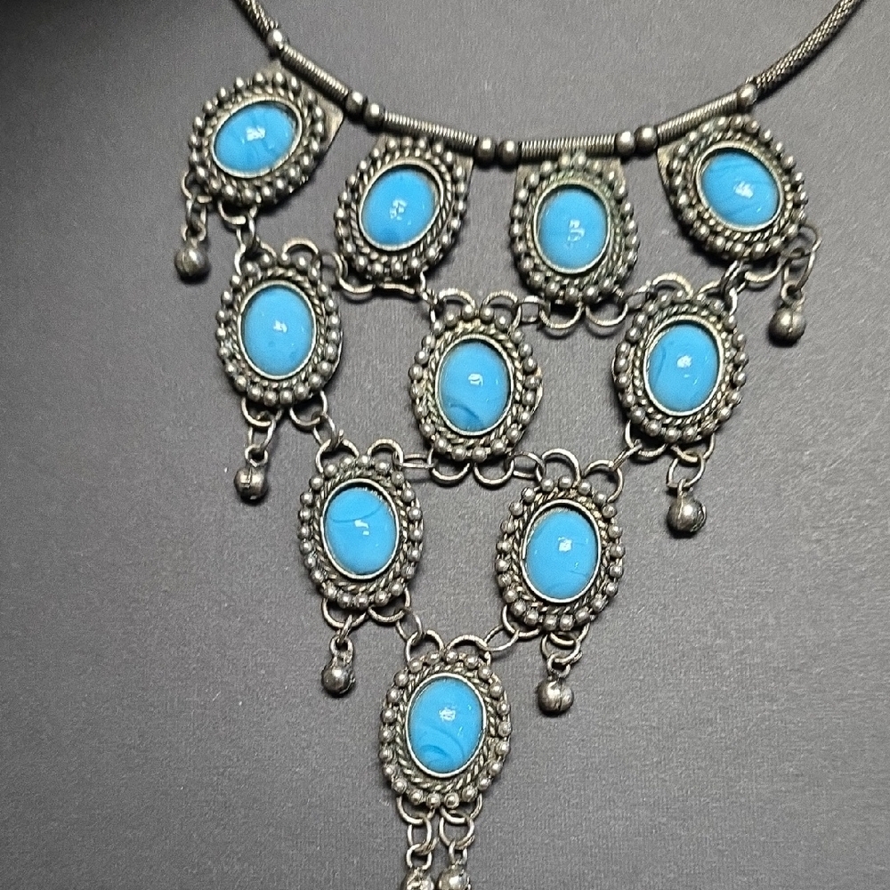 Silver Tone Turquoise Colored Cabochon Statement Bib Necklace